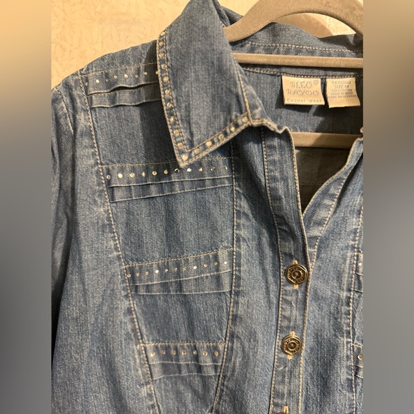 Bleu Bayou Embellished Western Denim Jacket, Stylish, Feminine, 100% Cotton, Med - Picture 3 of 9
